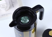 VF08 2024 penjualan terlaris 1L termos vakum Dubai insulasi ketel air lembar besi + pelapis kaca panci kopi gaya Arab teko termos