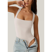 Soutien-gorge de sport sans couture pour femmes, leggings de yoga taille haute, tenues d'entraînement côtelées tendance