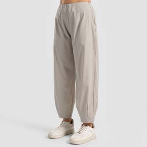 Pantalones Harem para Mujer, Transpirables, de Corte Regular, con Efecto Arrugado, Estilo Informal, de Poliéster y Elastano - Product Image 1