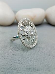 Personalizado 100% garantía de satisfacción 14K/18K conjuntos de joyería fina de moda elegante solitario VVS Lab Grown compromiso anillo de bodas - Product Image 3