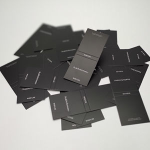 Etiqueta de cintura personalizada, logotipo de letra grabado para pantalones, accesorios de ropa mate, etiqueta colgante, etiqueta oscilante de tamaño para ropa vaquera - Product Image 6