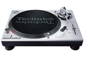 Nuovo Giradischi DJ Technics SL-1200MK7 - Product Image 1