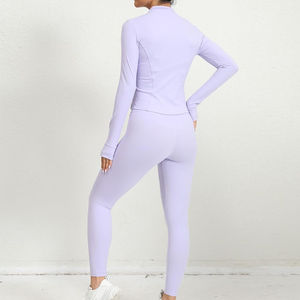 Ensemble de yoga 2 pièces en spandex/polyester respirant et écologique pour femmes avec logo personnalisé et motif solide - Product Image 6