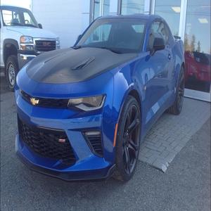 TOP-SELLING USED 2018 Che-vrolet Camaro 1SS 2dr Coupe 8cyl Used Vehicle COOL Red and Black Low Price Coupe for Sale - Product Image 1