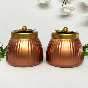 Nouveau pot de fruits secs doré en métal décoratif avec couvercle de bouton de fleur pour Festival Diwali pot de stockage de fruits secs de table doué - Product Image 2