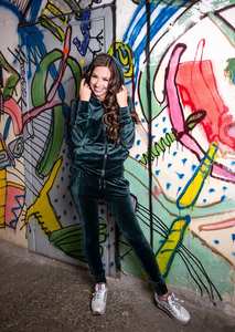 Custom Logo Streetwear High Velvet Tracksuit for Women 2022 Custom logo Velour <b>Lady</b> Sweatsuit Sweat <b>Track</b> <b>Suit</b> Jogging <b>Suit</b> Velvet Tracksuit Women Quality Clothing Jogging Flare - Product Image 2