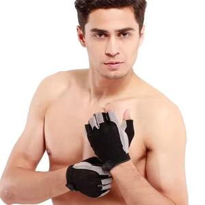 Top Fashion Factory-Made Premium Quality Gym Fitness Guantes Material de cuero de alta calidad Etiqueta personalizada Precio razonable Venta caliente - Product Image 4