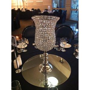 Elegantes candelabros de huracán de cristal/metal dorado Centros de mesa de lujo para el hogar Comedor y boda - Product Image 3