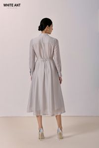 Design de luxe robes pour femmes col rabattu Margaret robe semi-circulaire tissu écologique Logo personnalisé blanc Vietnam - Product Image 4