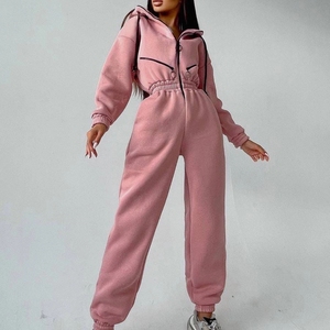 Pantalon empilé en velours avec logo personnalisé pour femmes, 2 pièces, survêtement femme avec strass, ensemble de jogging - Product Image 5