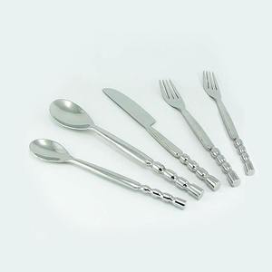 Conception moderne personnalisée vente en gros de couverts en acier inoxydable vente de couverts en métal plaqué or pour le déjeuner, le dîner et le brunch - Product Image 4