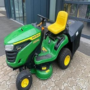 รถตัดหญ้า John deeree X147R เครื่องตัดหญ้าแบบนั่งได้ในวันนี้ทรงพลัง - Product Image 1