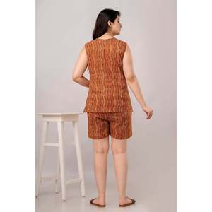 Bata de Baño para Mujer con Estampado Animal Abstracto Color Granate, Suave y Sexy, con Cintura Elástica, Ropa de Casa ODM - Product Image 2