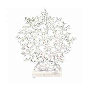 Hoja de plata elegante mesa de árbol con acabado plateado objeto decorativo moderno para el interior del hogar centro de mesa de lujo y exhibición atemporal - Product Image 1