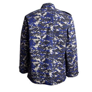 ชุดยูนิฟอร์มลายพรางขายส่ง หลายกระเป๋า รับสกรีนโลโก้ ผ้าโพลีเอสเตอร์ผสมคอตตอน ชุดยูนิฟอร์มรักษาความปลอดภัย ชุดลายพรางผู้ชาย สไตล์สตรีทแวร์ - Product Image 4