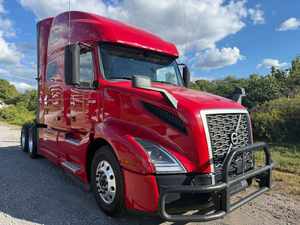 Meilleures ventes : Camion semi-remorque couchette VNL64T760 d'occasion 2021, prêt à être expédié dans le monde entier - Product Image 5