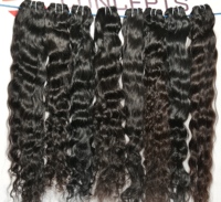 Extensions de cheveux naturels indiens vierges non traités Remy, bouclés crépus, en lots à fusionner, vente en gros à prix abordable, extensions de cheveux de temple