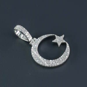 Colgante Clásico con Diamantes Cultivados en Laboratorio, Corte Redondo, Claridad VVS, Oro Blanco de 14 Quilates, Diseño Personalizado de Última Moda - Product Image 2