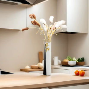 Vase à fleurs design avec accents floraux Décoration de mariage moderne Vases en métal et acier inoxydable - Product Image 2