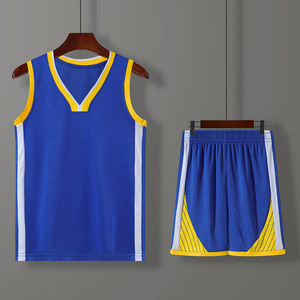 Le maillot réversible Offre Spéciale de basket-ball d'enfants conçoivent en fonction du client l'uniforme du polyester 100% imprimé du Pakistan - Product Image 3