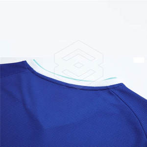 Traje de uniforme de fútbol personalizado superior Último diseño Sublimación Ropa deportiva de equipo Servicio OEM disponible - Product Image 3