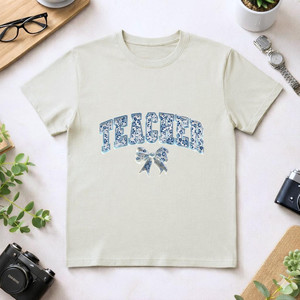 T-Shirt Casual Unisex Personalizzata 210GSM 100% Cotone - Stampa Rose - Product Image 1