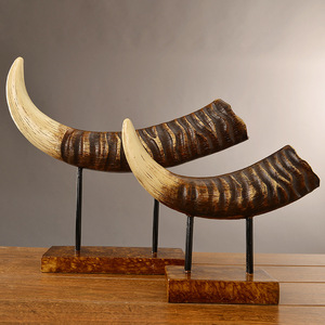 Escultura de cuerno de <span class=keywords><strong>Toro</strong></span> de resina de estilo americano, decoración Interior del hogar para sala de estar, modelo de oficina, adorno de exhibición de habitación - Product Image 5