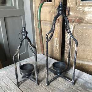 Lanternes en bois rustique et fer noir - Product Image 1