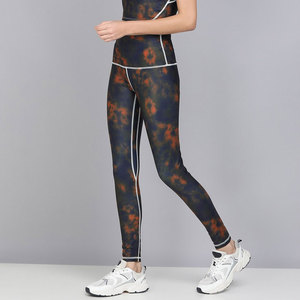 Leggings de Yoga de cintura alta Ropa cómoda de patrón sólido con cierre de cintura elástica Último estilo Venta caliente - Product Image 3