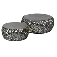 Table basse moderne en aluminium finition or, base ajourée corail, plateau lisse, design de luxe, faite à la main, avec rangement, mobilier de salon