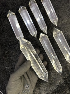 Varita de Cuarzo Transparente Natural de 24 Caras con Doble Punta, Tallada y Pulida a Mano, para Sanación Espiritual, Venta al por Mayor de Fábrica - Product Image 5