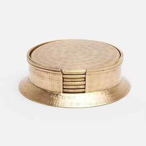 NEW ARRIVAL Ensemble de 4 sous-verres en laiton avec support Design rond élégant Décoration intérieure moderne Accessoire de table - Product Image 1