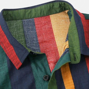 Ensemble deux pièces t-shirt et short décontracté pour hommes, ensemble deux pièces avec logo personnalisé, survêtement uni gaufré avec poches, nouvel arrivage d'été - Product Image 3