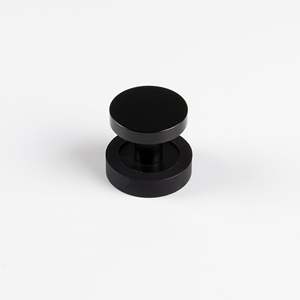 Gancio da parete robusto rivestito in gomma Ø32mm - Product Image 1
