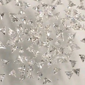 Diamante Suelto de Lujo, Cultivado en Laboratorio, Corte Trillion, Color D, Claridad VVS, Relleno, con Certificado IGI, Calidad Superior Excelente - Product Image 5