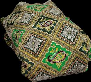 Tela Crepé Natural Pura de Alta Calidad, Diseño Kerry con Estampado Posicional y Bordado Intenso, Tejido Teñido, Venta al Por Mayor - Product Image 1