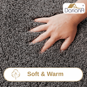 พรมเช็ดเท้ากันลื่น DarianA พรีเมียม รุ่นโมเดิร์น เป็นมิตรกับสิ่งแวดล้อม ผลิตจากโพลีเอสเตอร์เนื้อนุ่ม สีเทา ด้านหลังเป็นยางหนา รับสกรีนโลโก้ ซักเครื่องได้ - Product Image 5