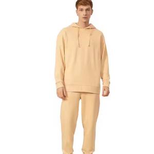 Vente en gros Tenue de sport pour jogging d'entraînement Dernière survêtement Design supérieur pour hommes Sublimation Jogging Tenue de sport Survêtement - Product Image 1