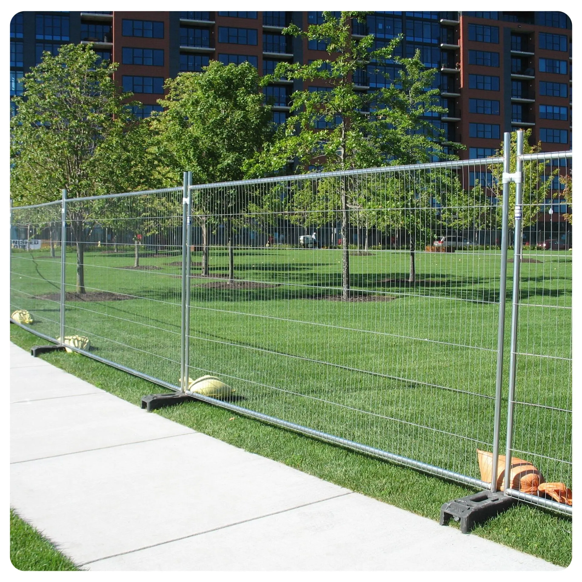 Eco friendly australian temporary perimeter fencing movable activity crowd control fence anti climb temporary fence for event