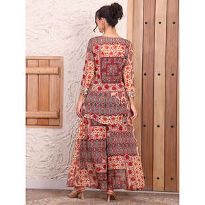 DEEBACO Ensemble coordonné indo-occidental pour femme, comprenant un Kurti en poly-georgette à dentelle florale longueur cheville, un crop top et une Sharara - Product Image 5
