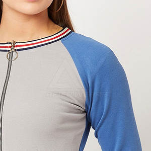 Blouson bombardier à manches longues pour femmes avec logo personnalisé en vente en gros tissu tricoté imprimé à la mode rembourrage en coton respirant pour l'automne - Product Image 4