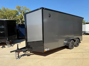 Remorque de transport fermée de qualité supérieure 7x16TA à double essieu, hauteur accrue, carrosserie en acier, finition noire, éclairage LED, construction robuste - Product Image 3