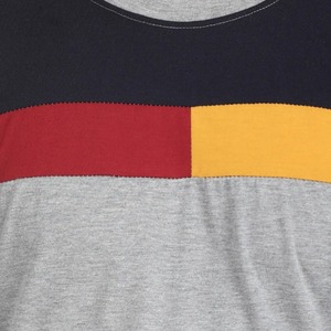 เสื้อยืดคอกลมแขนสั้นผู้ชายสีดำ ระบายอากาศดี ออกแบบเองได้ ราคาขายส่ง เสื้อยืดผู้ชายดีไซน์ขายส่ง - Product Image 5