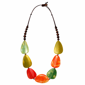 Collar con Colgante de Resina con Forma Geométrica, Cordón de Tela y Cierre Metálico - Product Image 3