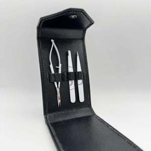 Pinzas para Cejas Blancas Mate con Logotipo Personalizado, Pinzas de Acero Inoxidable con Punta Inclinada y Puntiaguda, Pinzas para Cejas y Pestañas con Tijeras de Resorte - Product Image 1