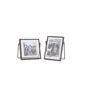 Elegant Handmade <b>Metal</b> <b>Photo</b> <b>Frame</b> Ideal For Gifting During Weddings Anniversaries And Festivals Celebrations - Product Image 3