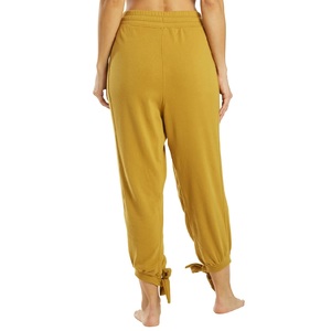 Pantalones de Mujer Cómodos para Uso Diario, Diseñados para una Comodidad Relajada con Forma Equilibrada y Apariencia Casual Elegante - Product Image 3