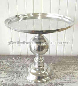 แท่นวางเค้กโลหะแบบคลาสสิกอุปกรณ์ตกแต่งเค้กบนโต๊ะแบบโบราณขัดเงาสวยงามขนาดตามสั่ง - Product Image 2