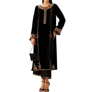 Colección de vestidos de terciopelo más vendida con vestido de terciopelo de estilo de tela de lujo suave para mujer Función de noche e informal - Product Image 1