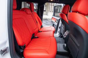 รถยนต์มือสอง AMG G63 ปี 2025 เครื่องยนต์เบนซิน 4.0 ลิตร V8 ทวินเทอร์โบ ไฮบริด ขับเคลื่อนสี่ล้อ เกียร์อัตโนมัติ 9 สปีด รถอเนกประสงค์สุดหรู 5 ที่นั่ง ประเภทครอสโอเวอร์ SUV - Product Image 5